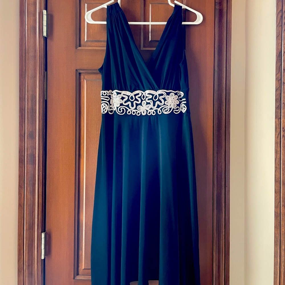 Ronni Nicole Black dress, Size 6
